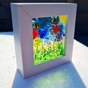 A beautiful mini box frame with a glass wildflower design featuring bees