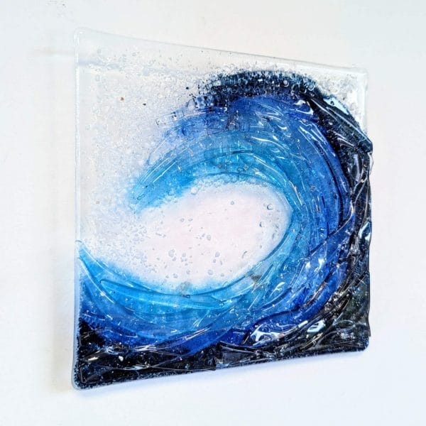 20cm Ocean Wave with Ashes and clear stand
